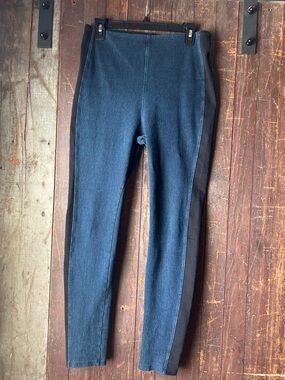 Lysse Blue and Black Side-Panel Leggings